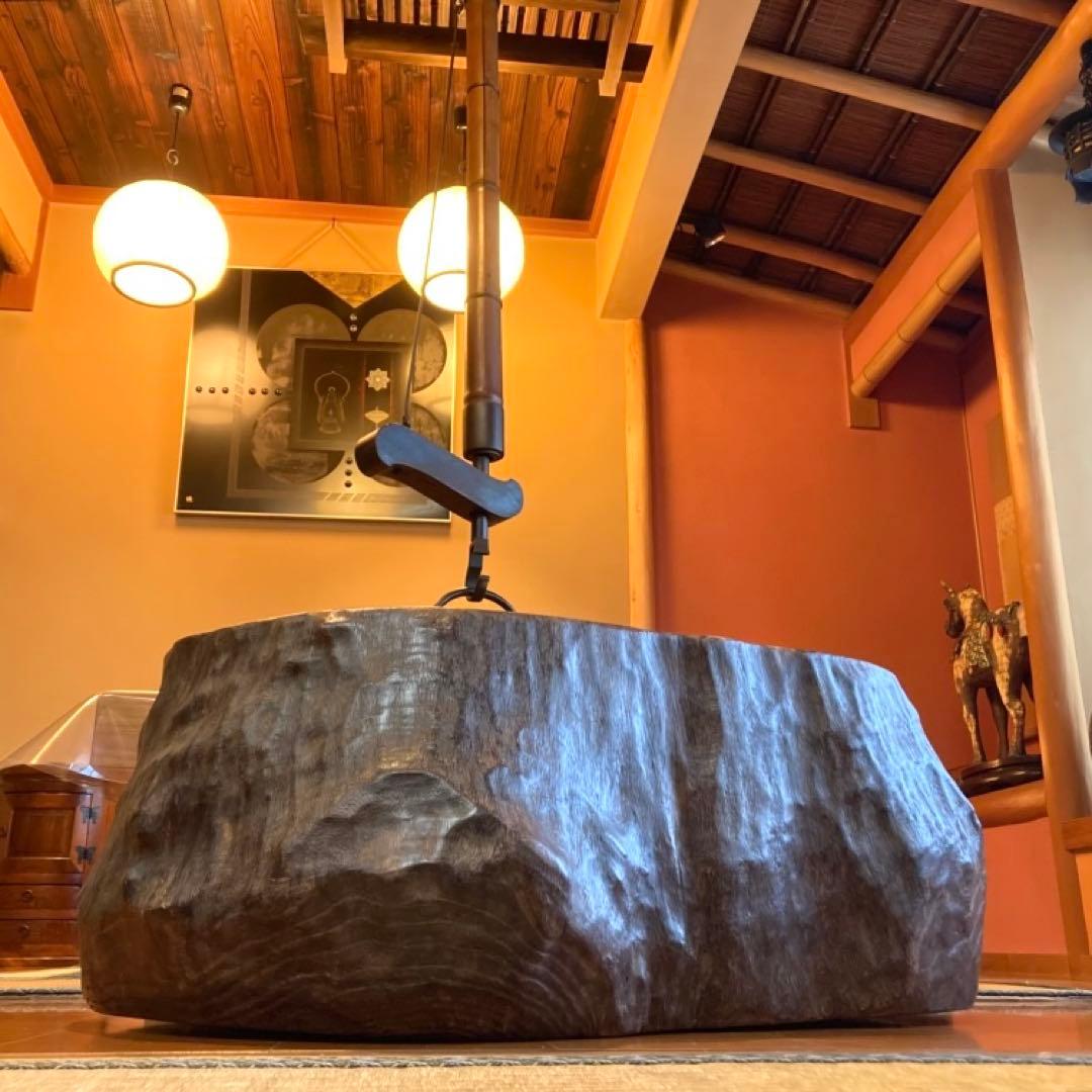 古い味のある火鉢 囲炉裏 座卓 木製 銅製 切り株 くり抜き 縁付 大型 レトロ