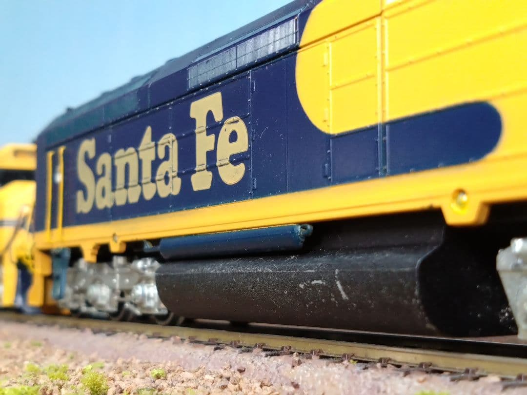 アメリカディーゼル機関車　ＡＴＳＦ Ｆ４５　(２台セット)