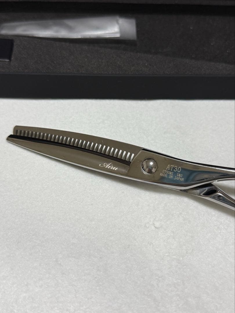 内海AT30 トリミングシザー 研ぎ1回無料券付き