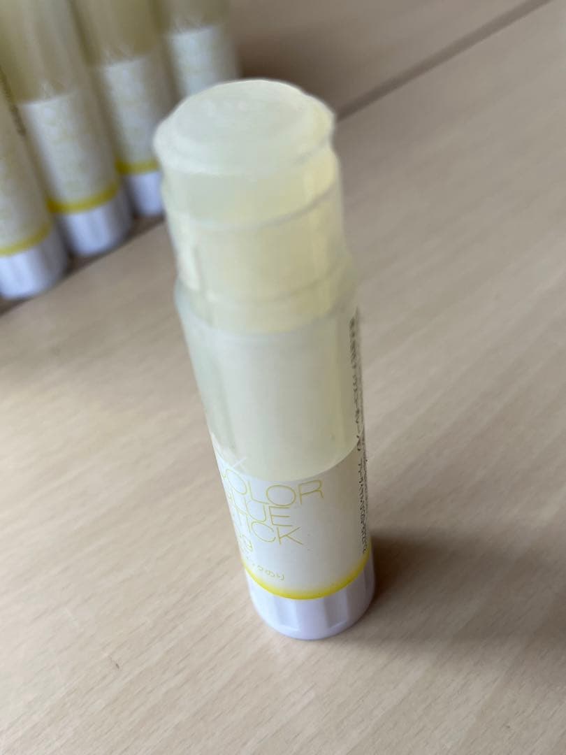 訳あり　スティックのりミニ10g（強粘着）合計24本　イエローのみ1色　イエロー