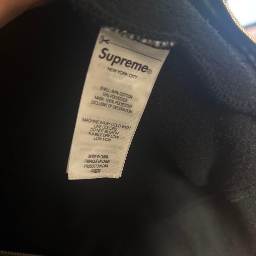 Supreme 黒 ジップアップパーカー