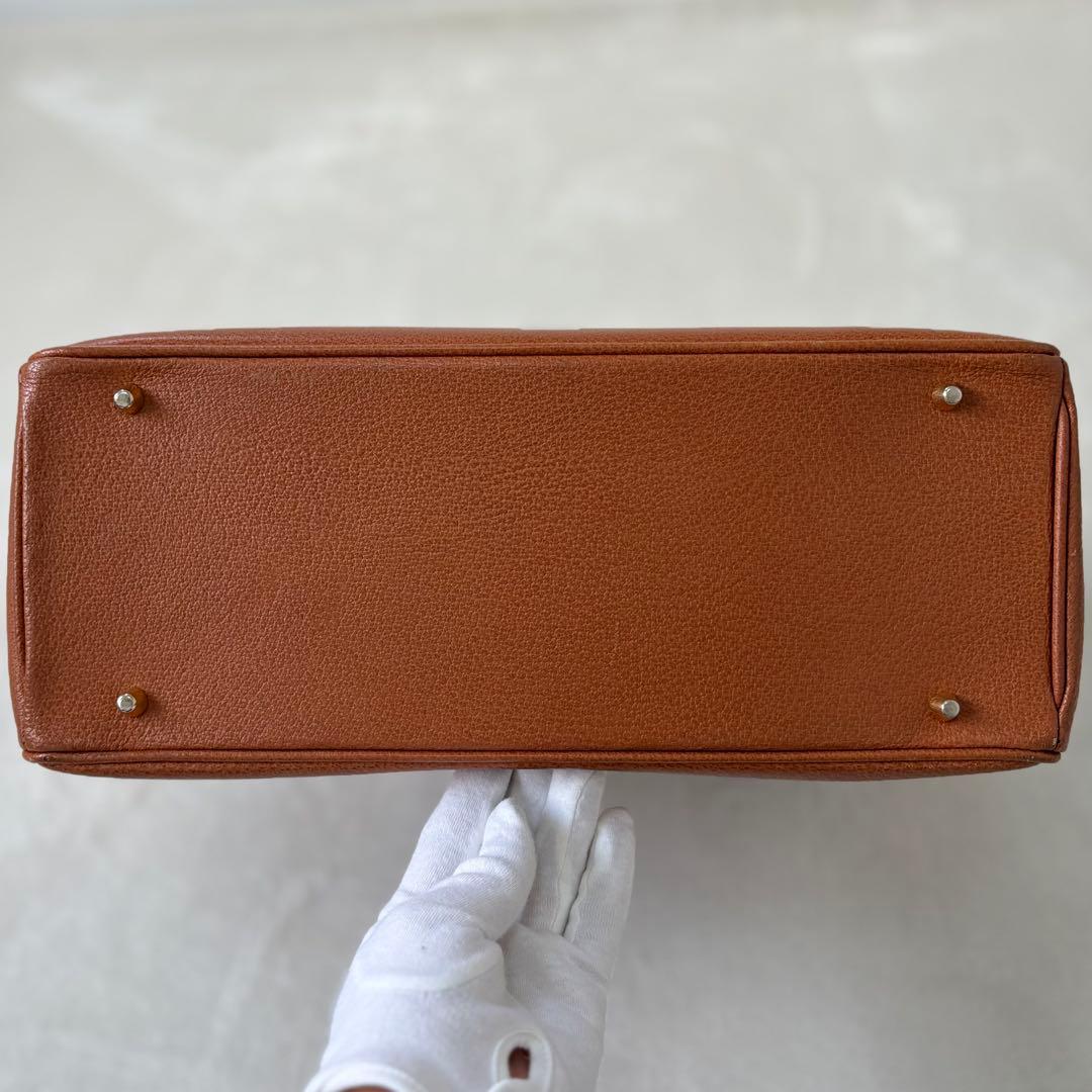 【極美品✨】ノーブランド品 大人気型 ハンドバッグトート 本革 金金具35 A4