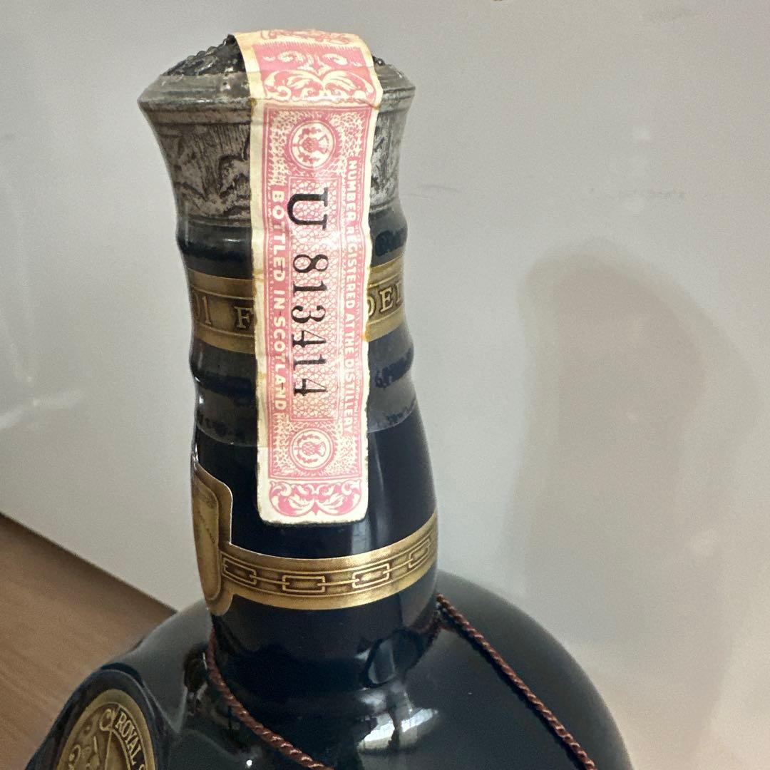  Salute 21年 ブレンデッドスコッチウイスキー　ブルー陶器