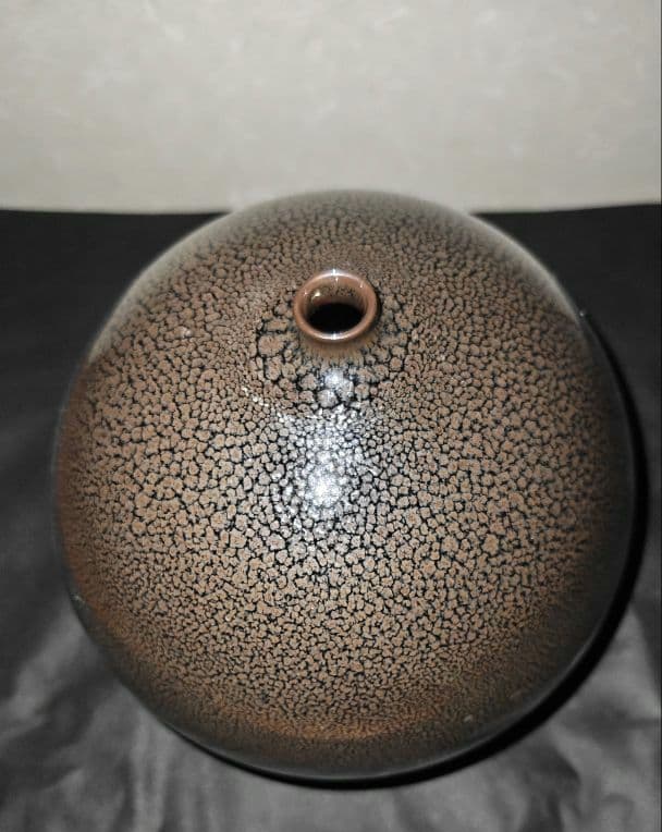 (日展作家) 初代真右エ門作　【油滴天目壺】