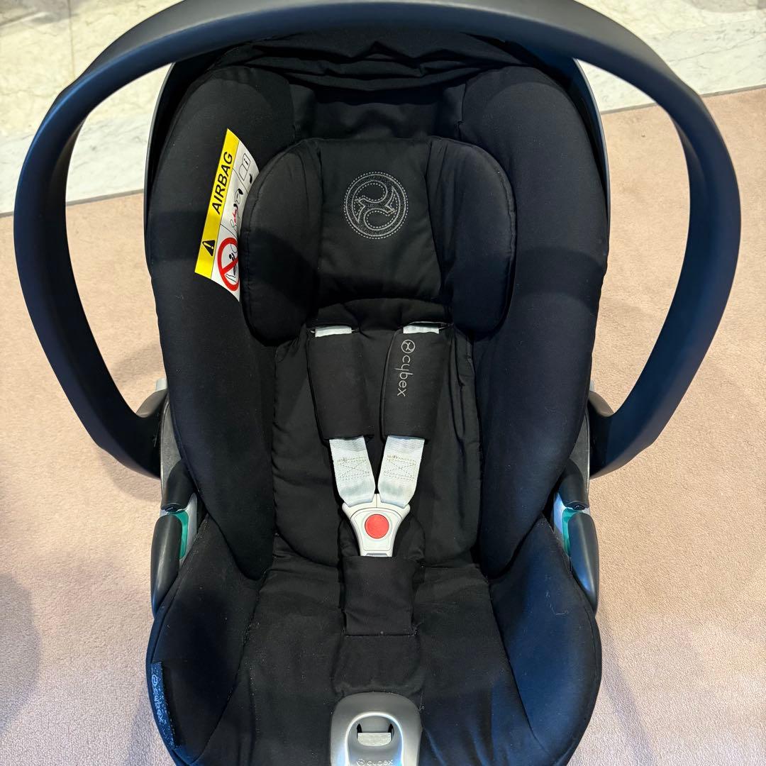 サイベックスクラウドZ2 i-SIZE＋ベースT メリオシリーズ　アダプターつき