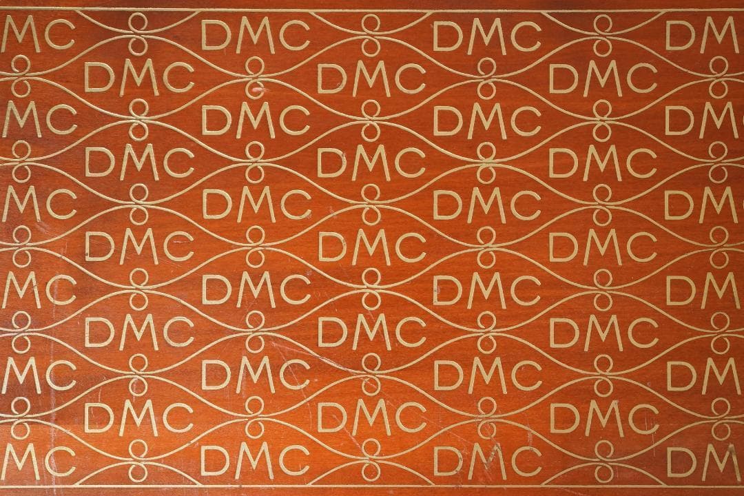 古い糸メーカーの引き出し フランス・DMC スプールキャビネット ウッドラック