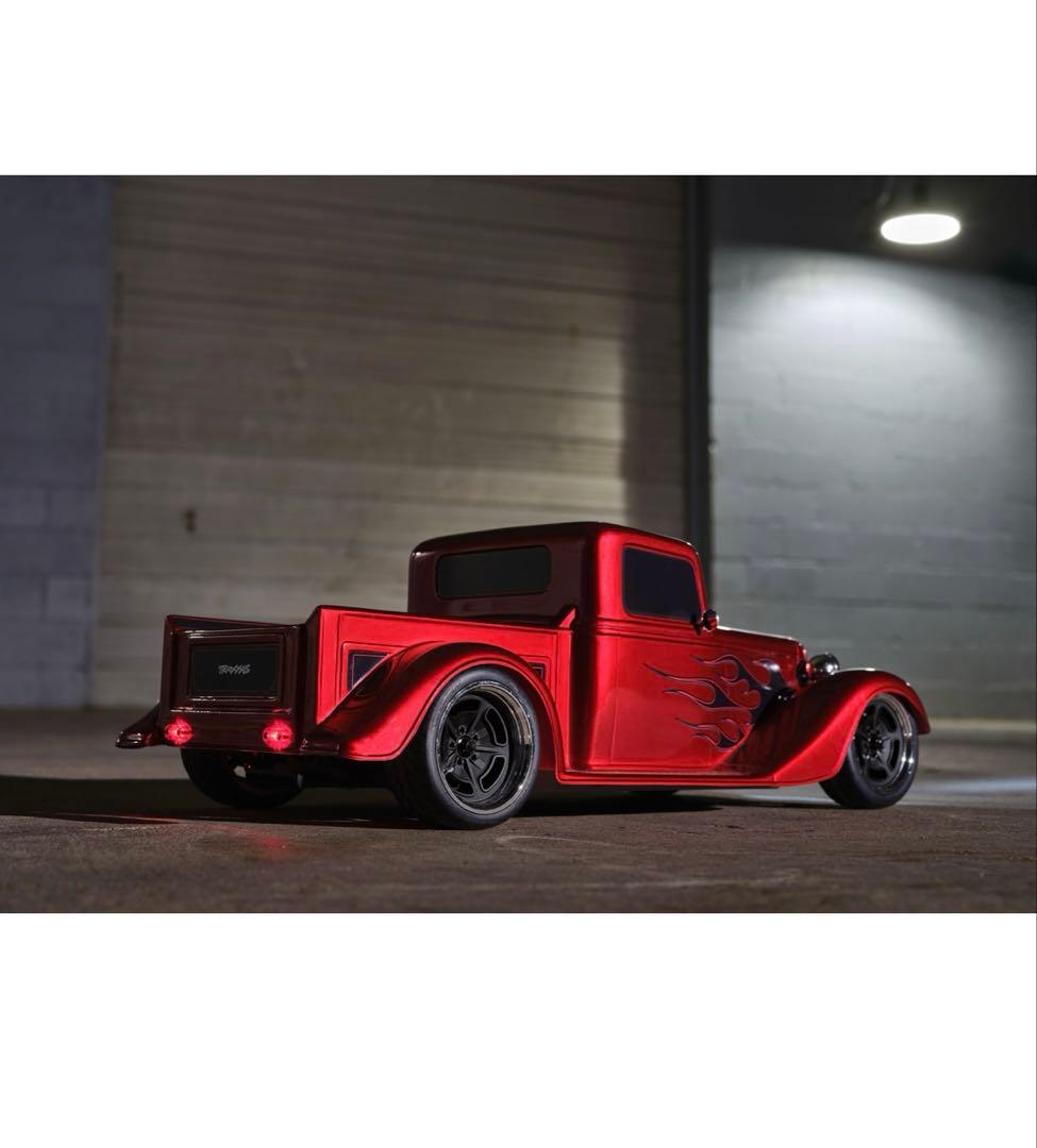 ホビーラジコン Traxxas 35 Hot Rod Truck 1/10