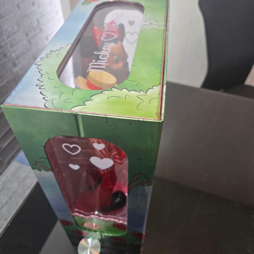 3610体限定日本未発売　ディズニー　バレンタイン　ドール　ミッキー　ミニー