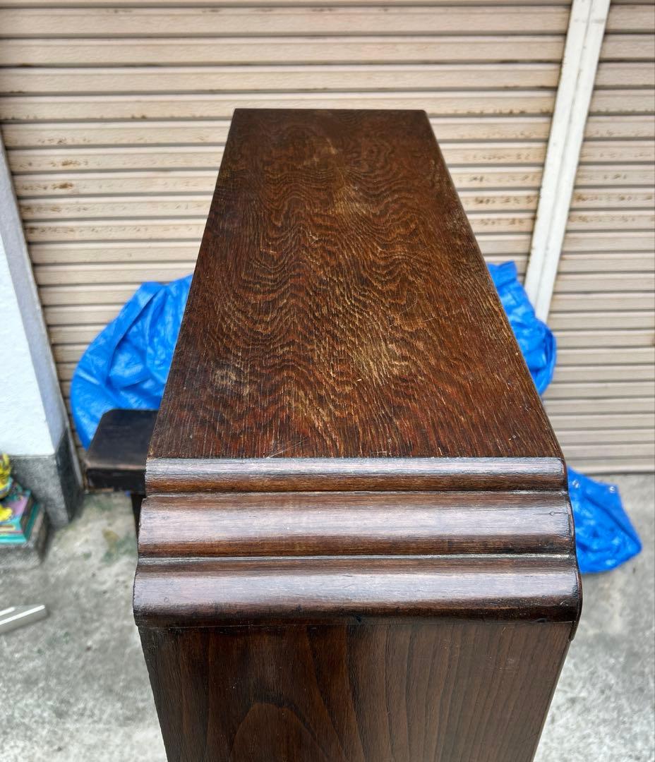 アンティーク　ヴィンテージ　家具　キャビネット　本棚　ブックケース　彫刻　木製