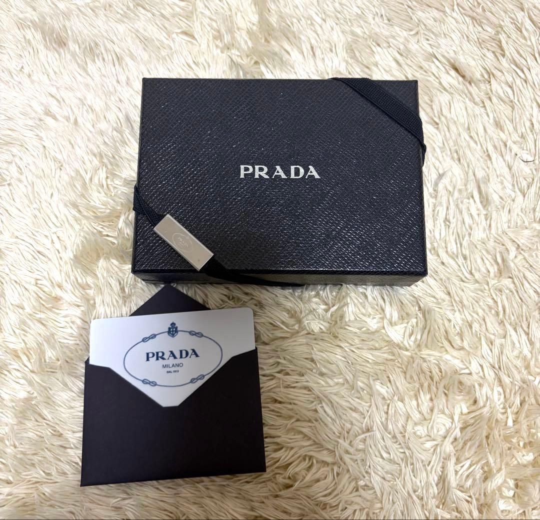 PRADA サフィアーノレザー ケース ブラック