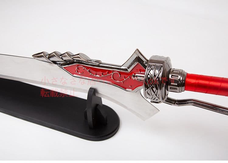 むせび泣く ネロ緋の女王   むせび泣く  古兵器 武具 刀装具 日本刀 模造刀