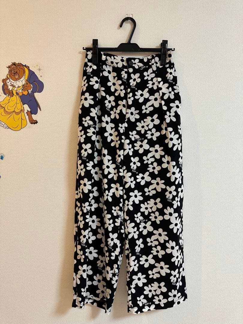 値下げ中！NAPTIME 総柄タックワイドパンツ S ブラック