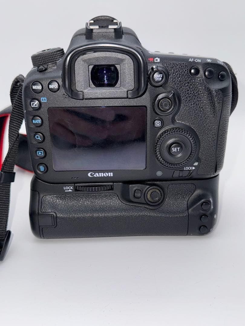 Canon キャノンEOS7Dデジタル一眼レフ バッテリーグリップセット