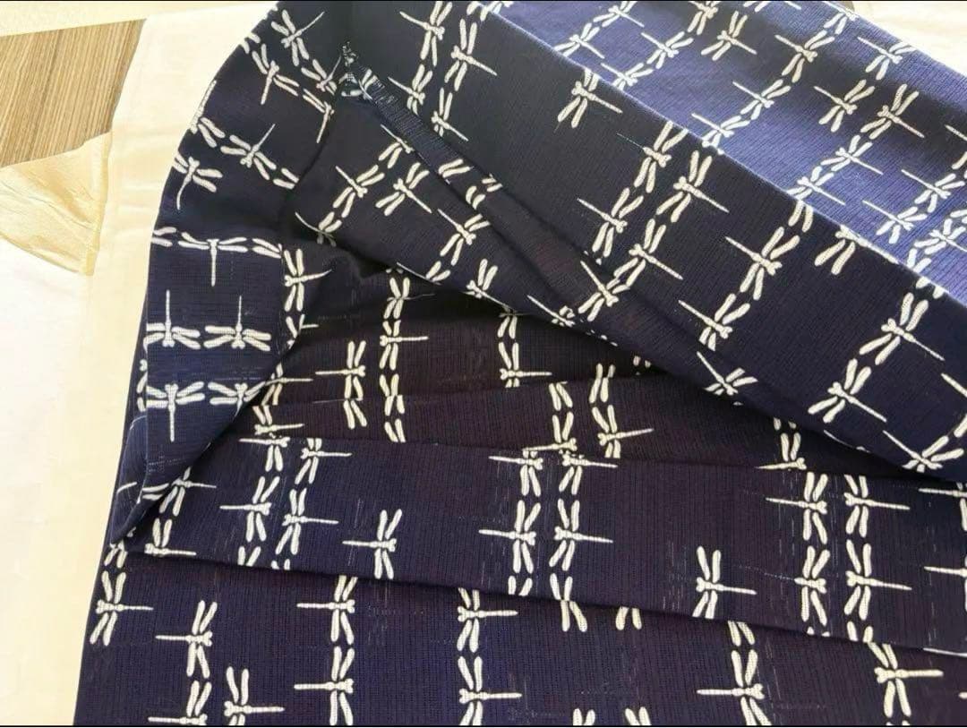 再値下げしました　　竺仙 トンボ柄 新品 手縫い 浴衣 26㎝前幅 30㎝後幅