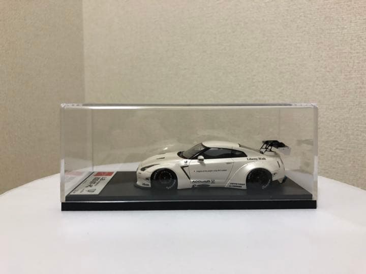 ミニカー Liberty Walk GTR-R35  EILODON