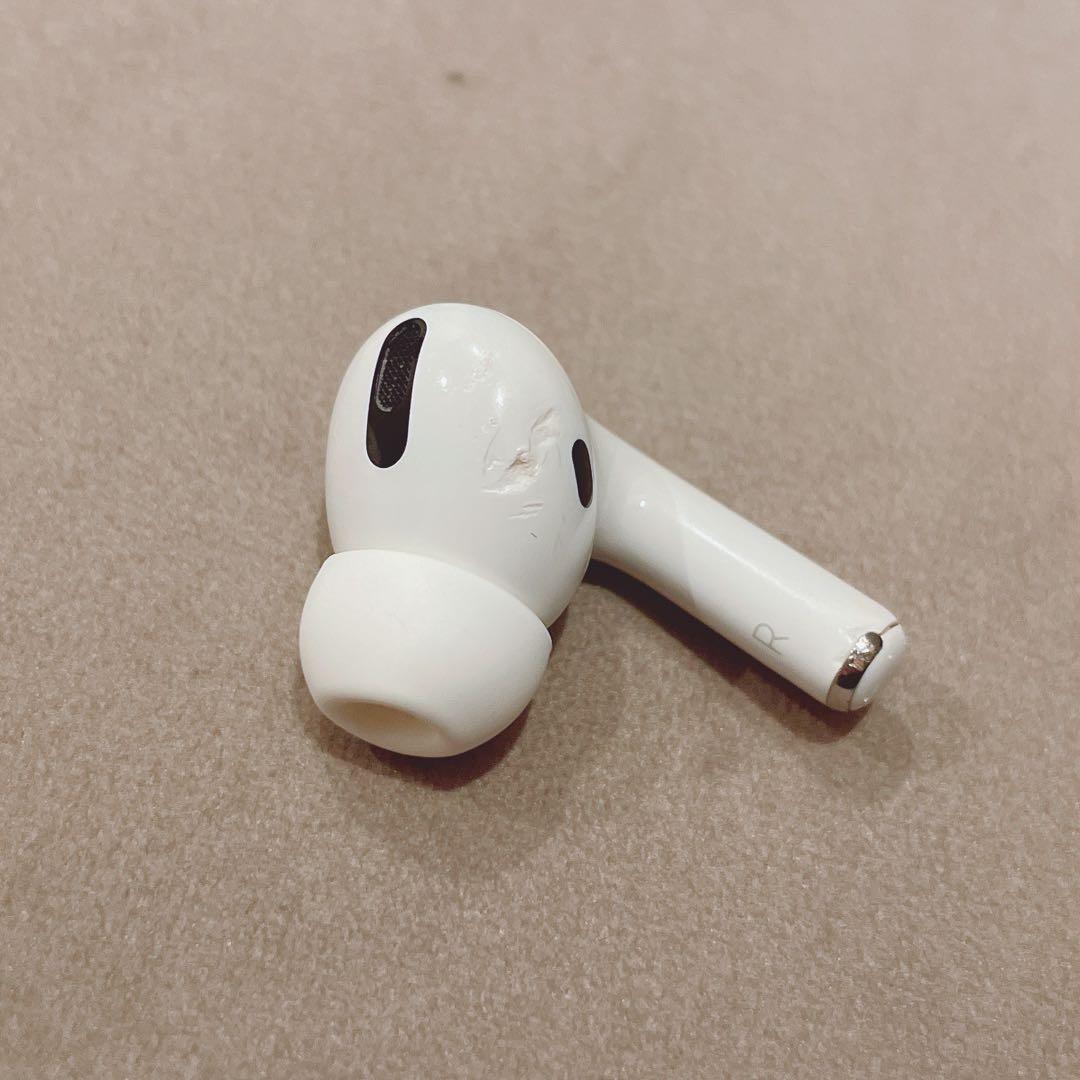 AirPods Pro本体　充電ケース&イヤホン両耳