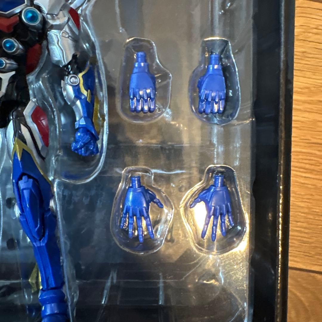 THE合体グリッドマンユニバースファイター&ビッグゴルドババーン