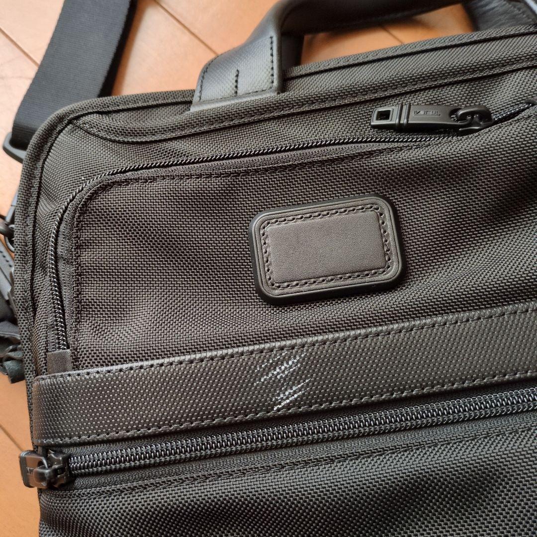 TUMI エクスパンダブル ビジネスバッグ ブラック