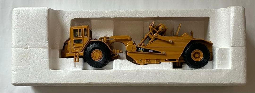 CAT 623G エレベーティングスクレーパー