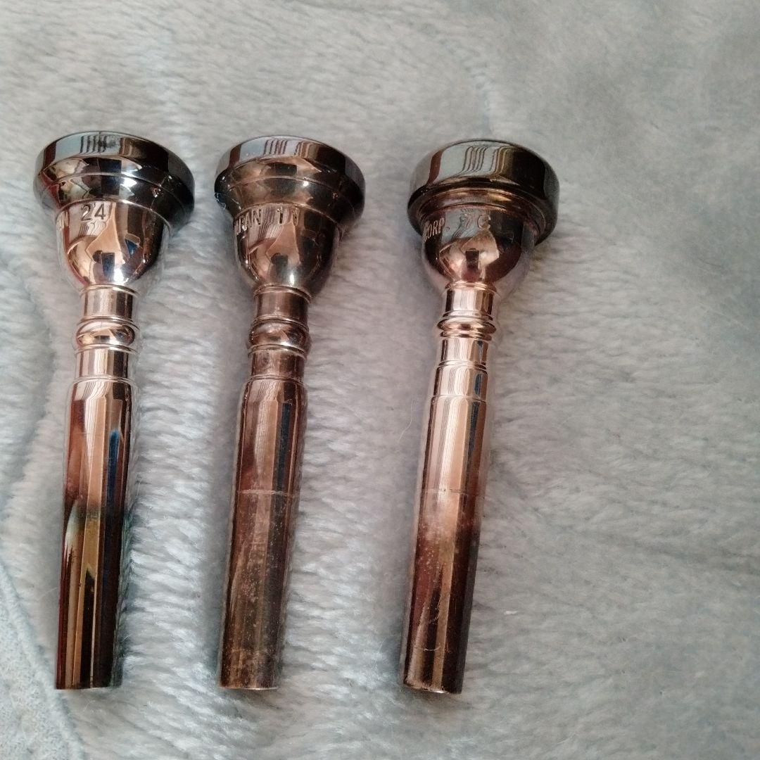 YAMAHA　YTR−332　トランペット 本体とマウスピース3個付き