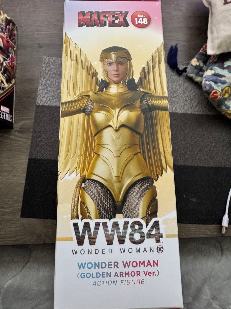 MAFEX WW84 ワンダーウーマン (Golden Armor Ver.)