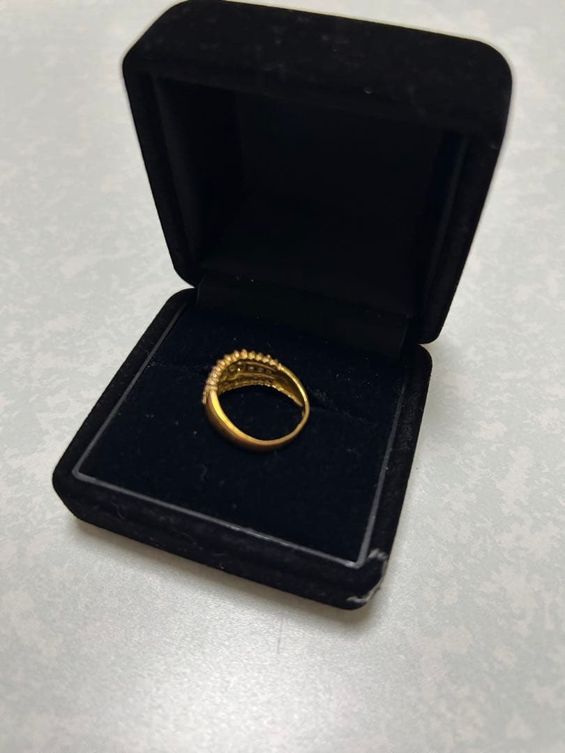 １８金デザインリング