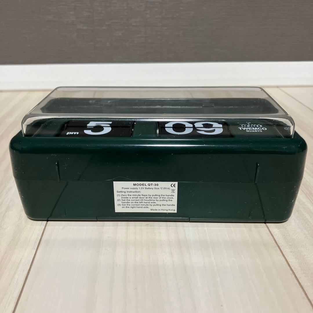 TWEMCO（トゥエンコ）/ 「whiz」デジタルパタパタ置時計 ダークグリーン