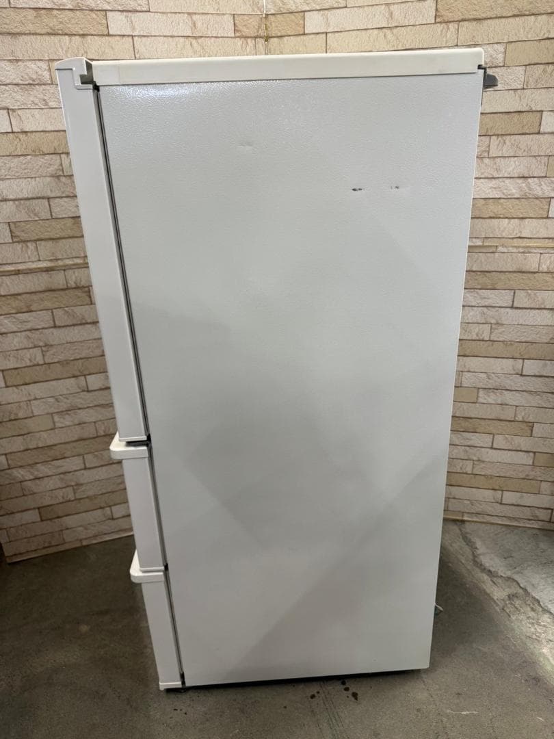 大阪送料無料★3か月保障付★冷蔵庫★2021年★AQR-SV24K(W)★R10