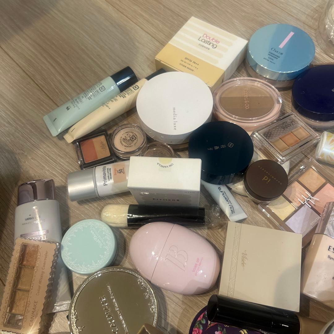 コスメまとめ売り　ベースメイク多め