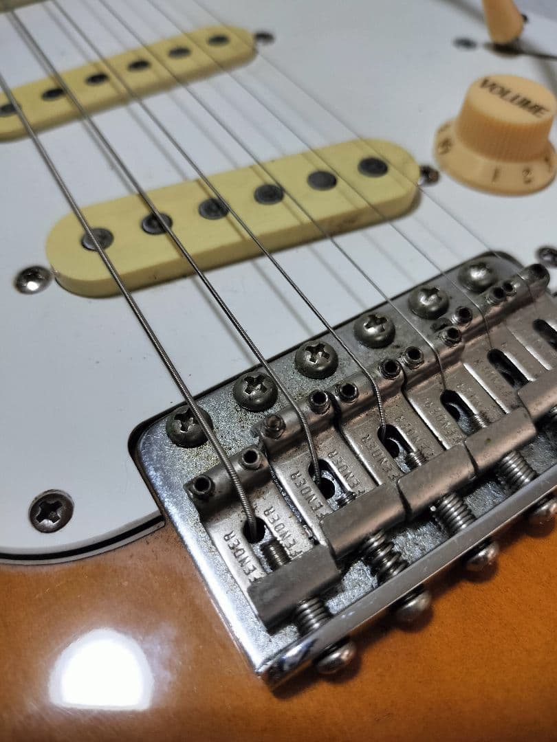 Squier by Fender 日本製 ストラトキャスター Eシリアル