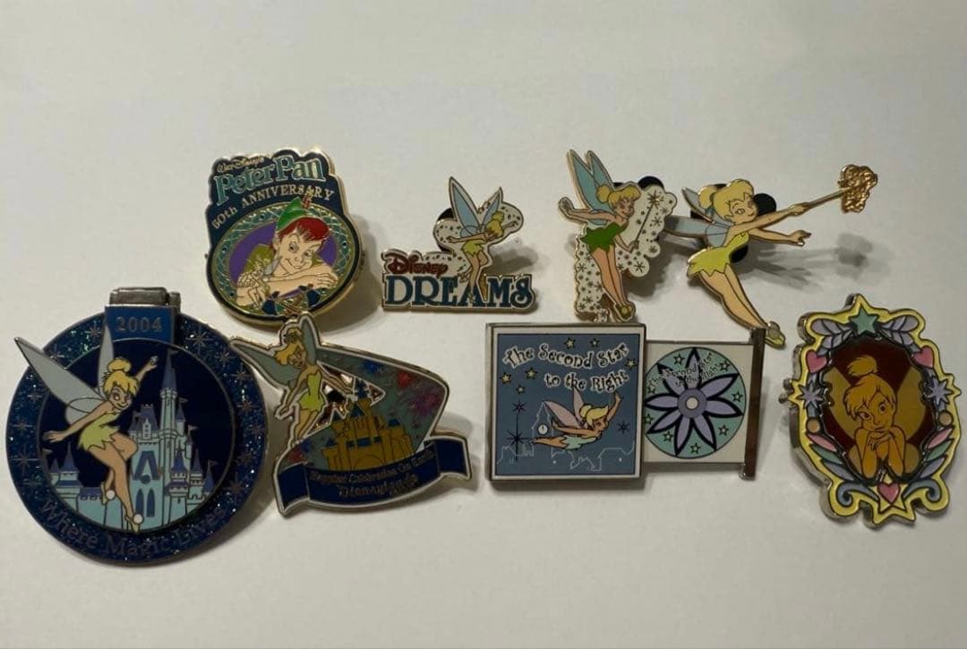 ディズニーティンカーベルピンバッジ ピーターパン