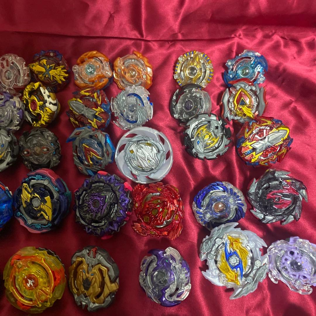 ベイブレードバースト　まとめ売り　45個　おまけあり