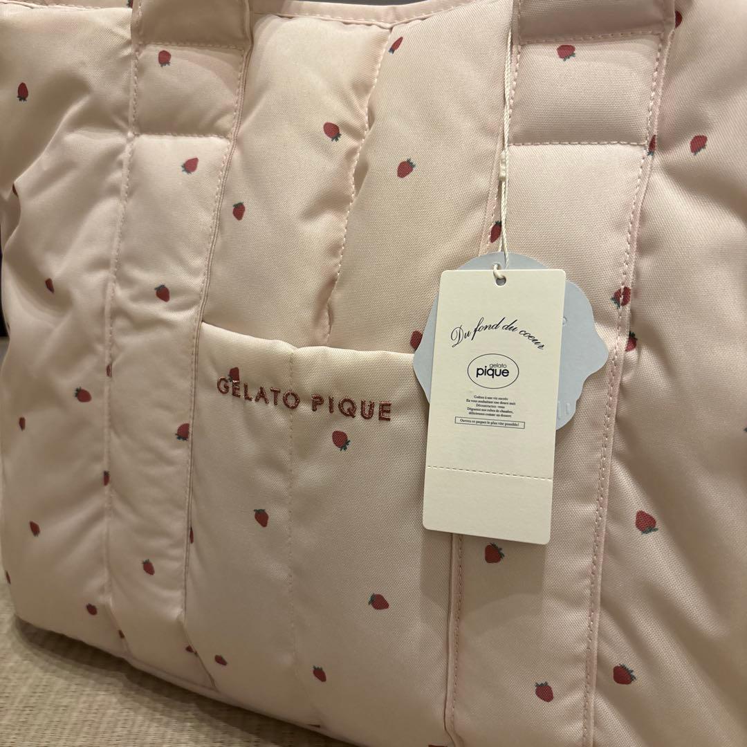 GELATO PIQUE ストロベリープリント キャリーバッグ