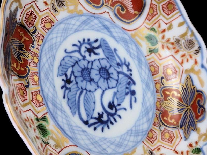 大聖寺伊万里　金襴手　草花に亀甲紋の図　４寸皿　５枚　233AS-CVy