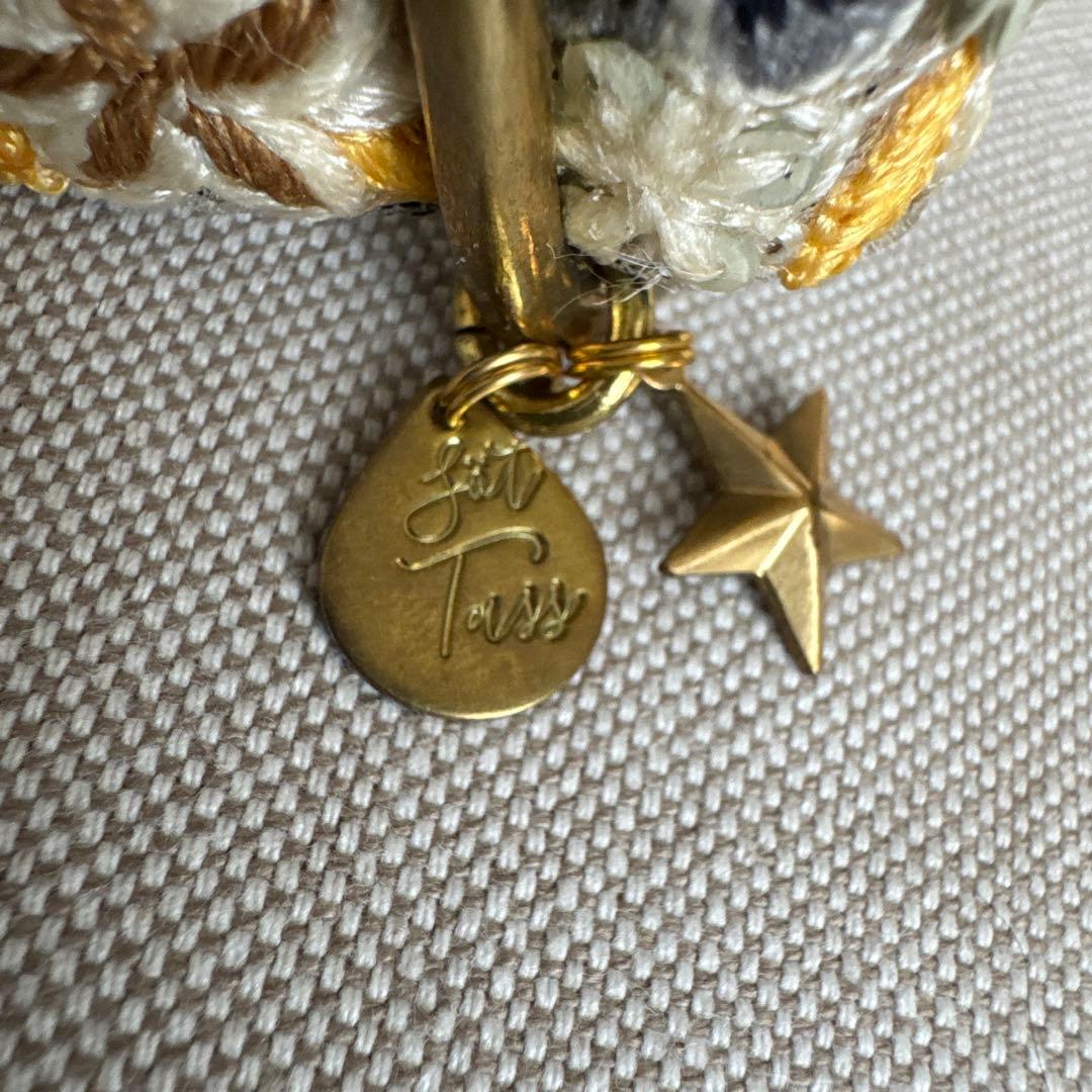 Sorters ソッタス　花柄刺繍 ベルベット犬用首輪　新品未使用