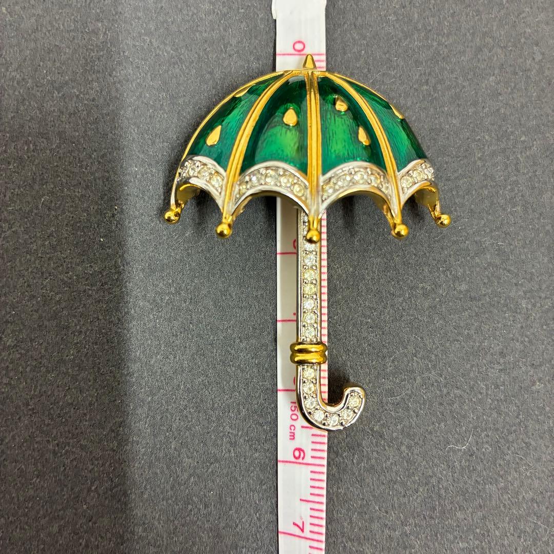 傘のブローチ　BURBERRY