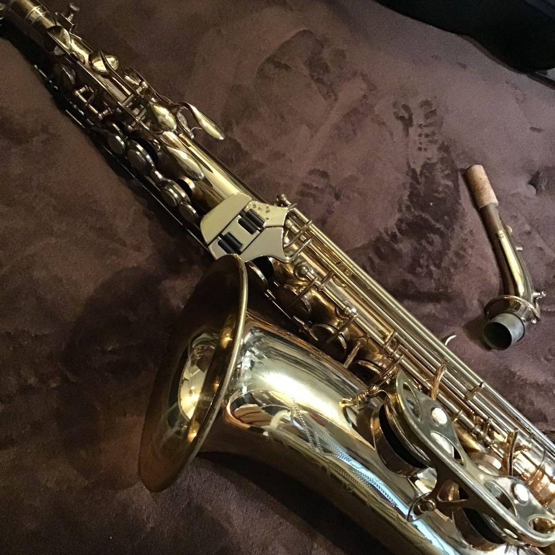 e)美品 全音域音出し確認済 ビンテージ アルトサックス　セルマーケース付き