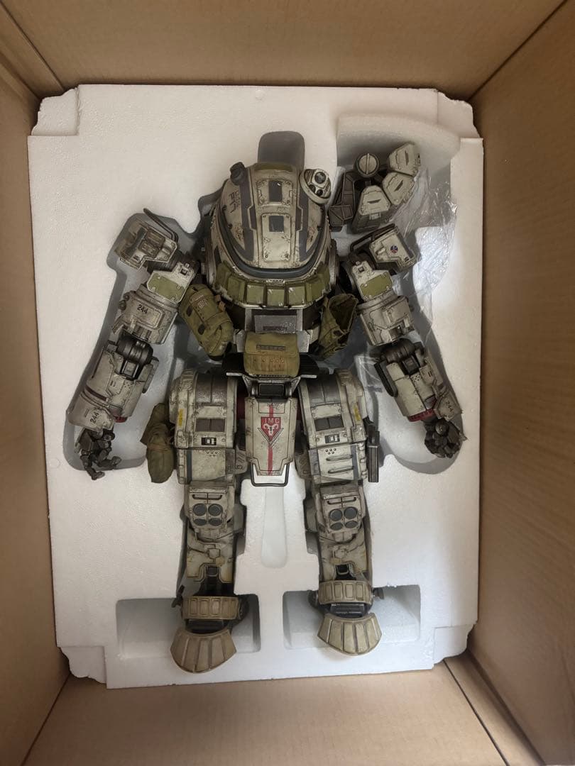 XF13RMX　IMC ORGER TITAN