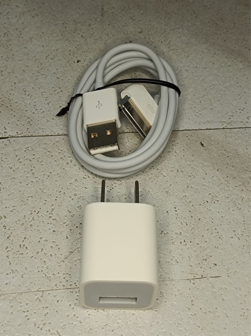 八6337【未使用品】Apple iPad 第1世代　32GB A1219