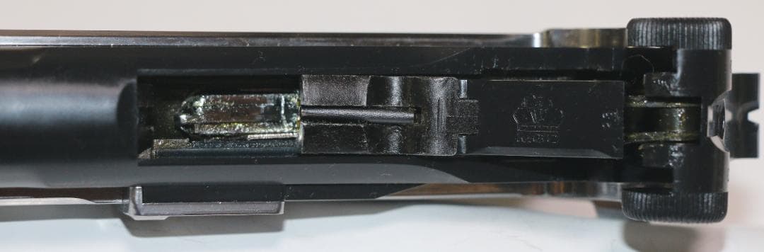 MGC製ABS樹脂モデルガン ルガー Ｐ－０８フレームシルバー　　SPG合法品