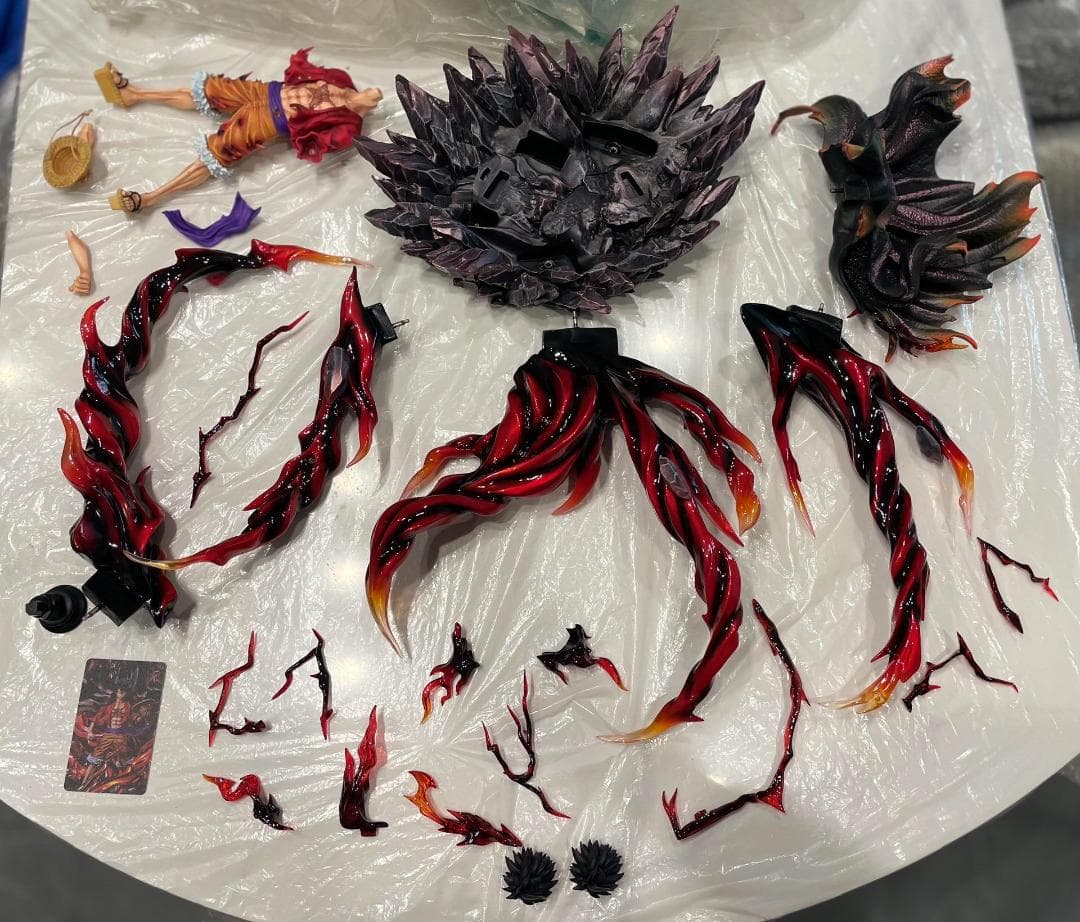 ワンピース 覇王色の覇気 新四皇 ルフィ ガレージキット フィギュア