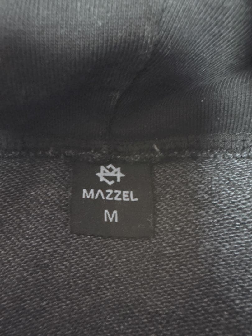 MAZZEL ジップアップパーカー Mサイズ