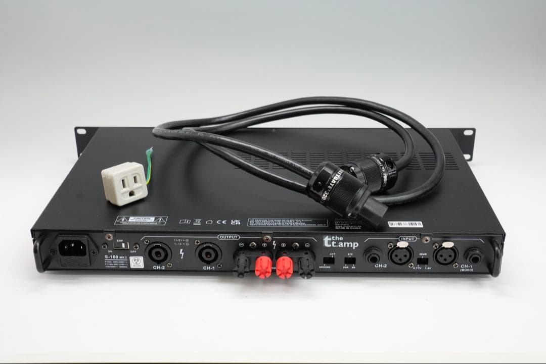the t.amp S-100 MKII パワーアンプ