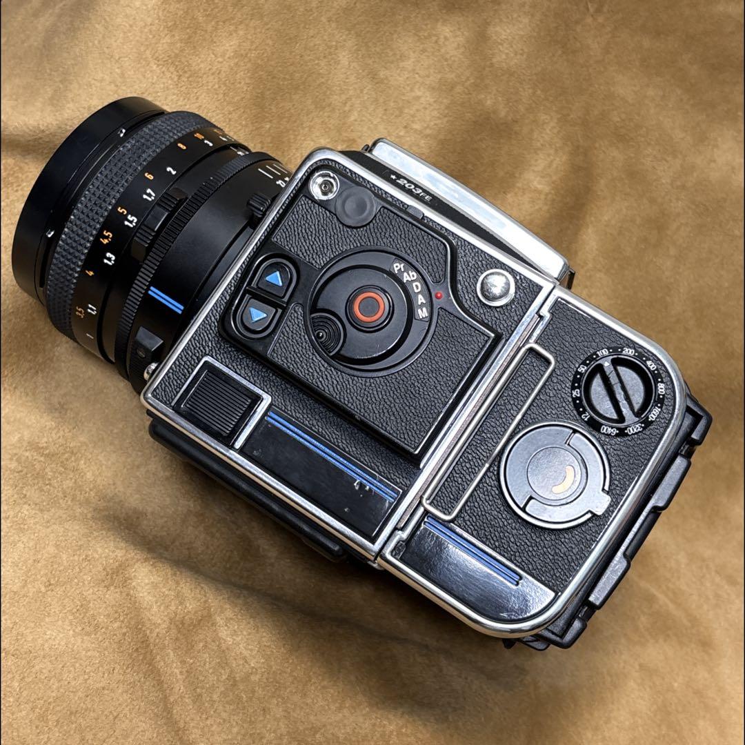 Hasselblad 203FE + FE 80mm F2.8 ＋E24 6x6