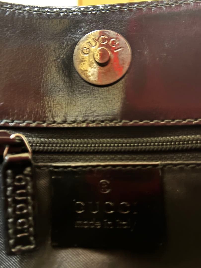 GUCCI GGパターン ブラックショルダーバッグ