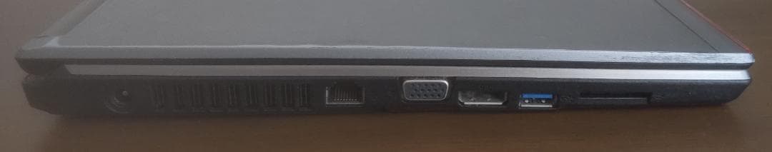 値下げ　富士通 LIFEBOOK E756/P Core i5 6300u