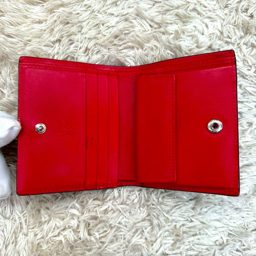 【美品】クリスチャンルブタン 二つ折り財布 シルバー スタッズ ユニセックス