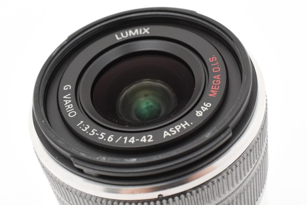 良品　Lumix G VARIO 14-42mm 3.5-5.6 II レンズ
