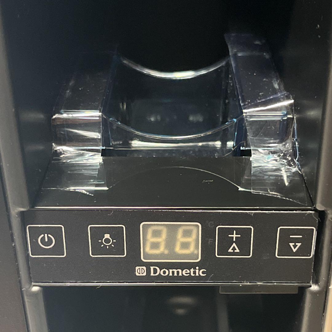 未使用 Dometic ワインセラー スリムタワー ST7 右開き