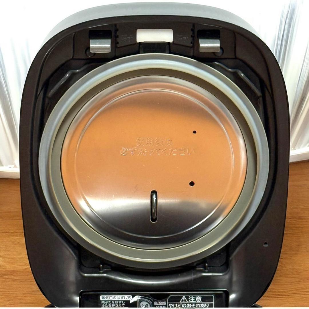 ☆良品 東芝 RC-10VXT K 真空圧力IHジャー炊飯器 5.5合 炎匠炊き